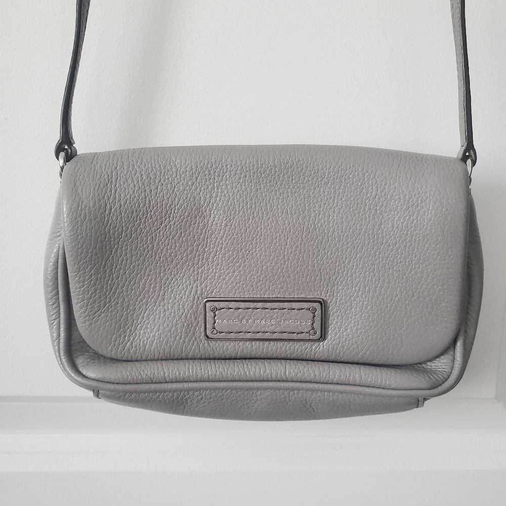 Marc by Marc Jacobs Too Hot To Handle Leather Crossbody Bag - Taupe